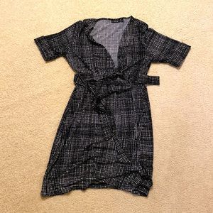 Short sleeve wrap dress